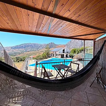 Bed and breakfast Kairos 3*